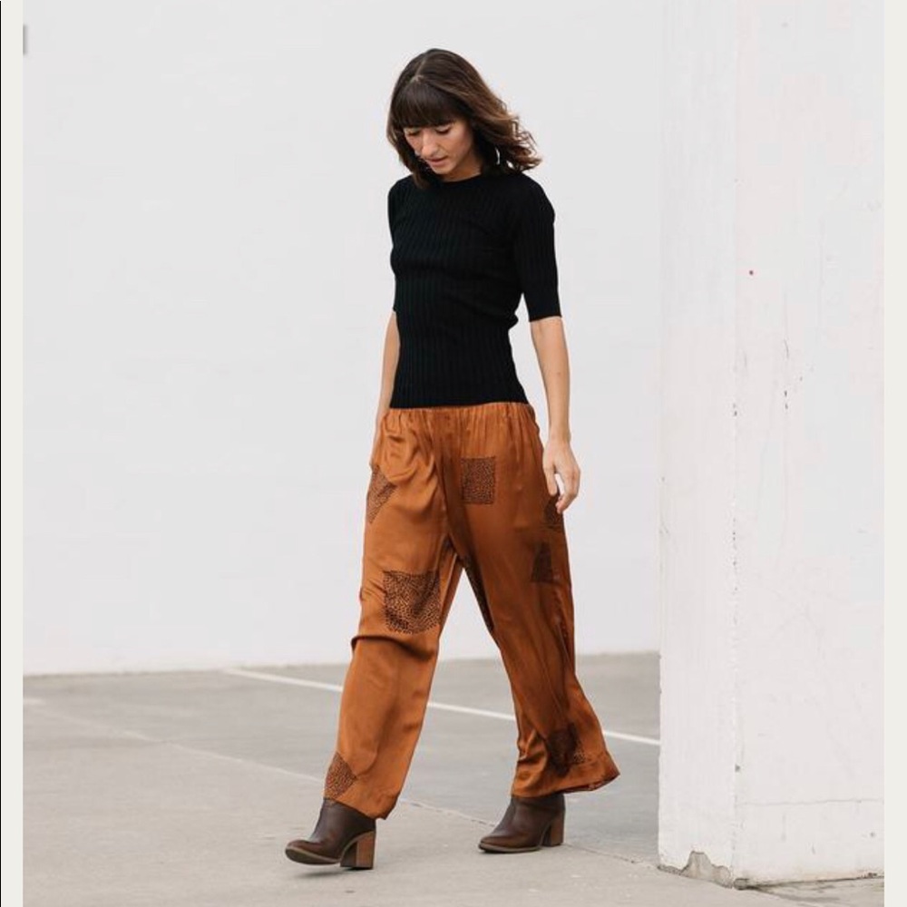 Grade & Gather Dotted Square Satin Pant in Spice Size Small